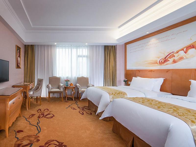 Vienna Hotel Guangdong Zhongshan Nanlang מראה חיצוני תמונה
